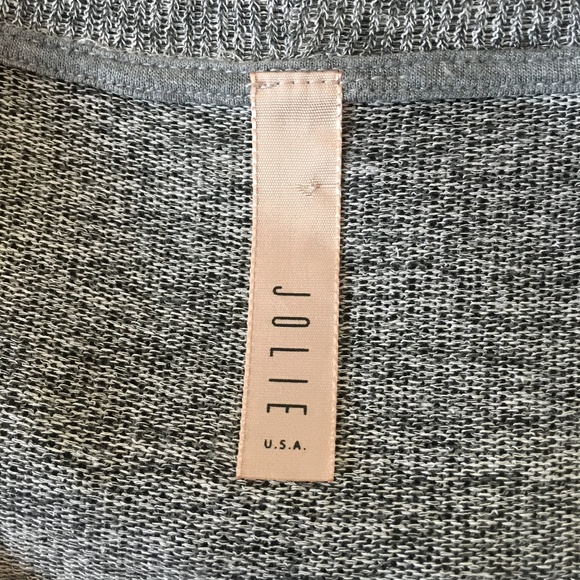 Gray light sweater with studded shoulders - Picture 5 of 5